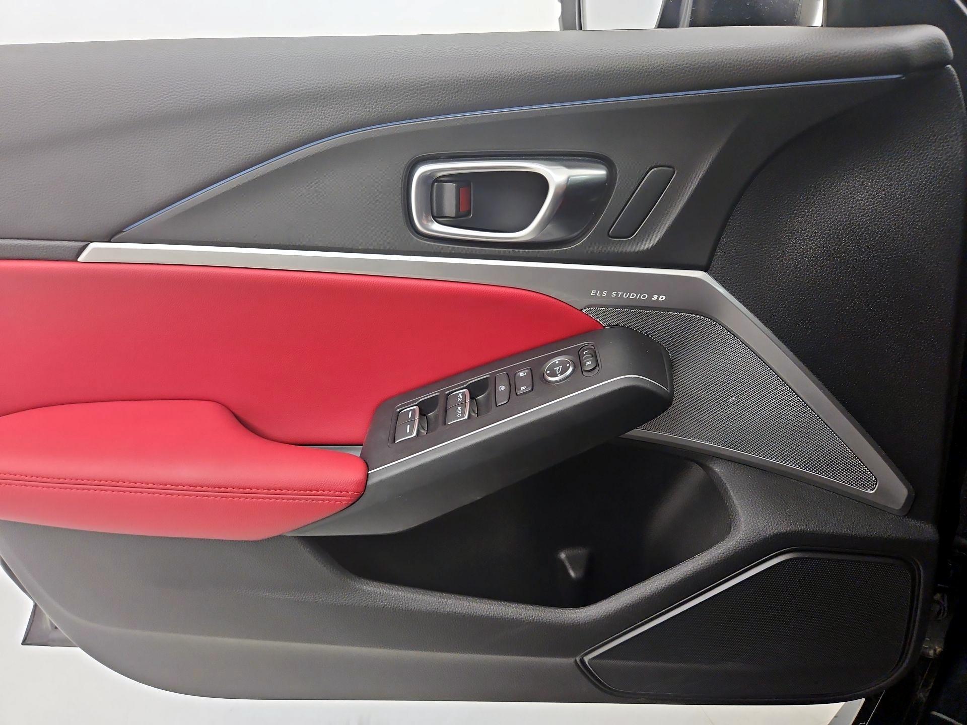 Thumbnail: 2025 Acura Integra - 12