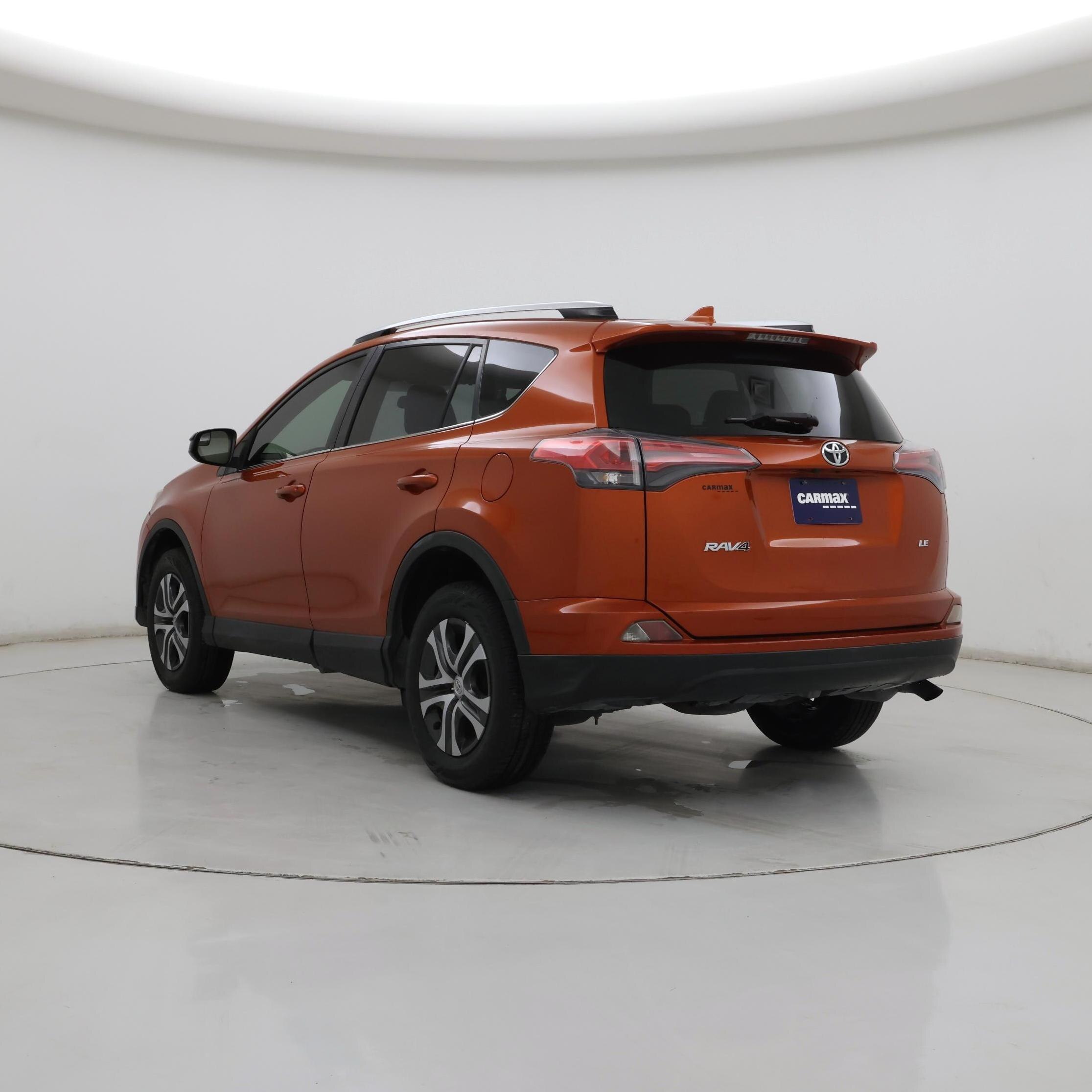 Thumbnail: 2016 Toyota RAV4 - 2