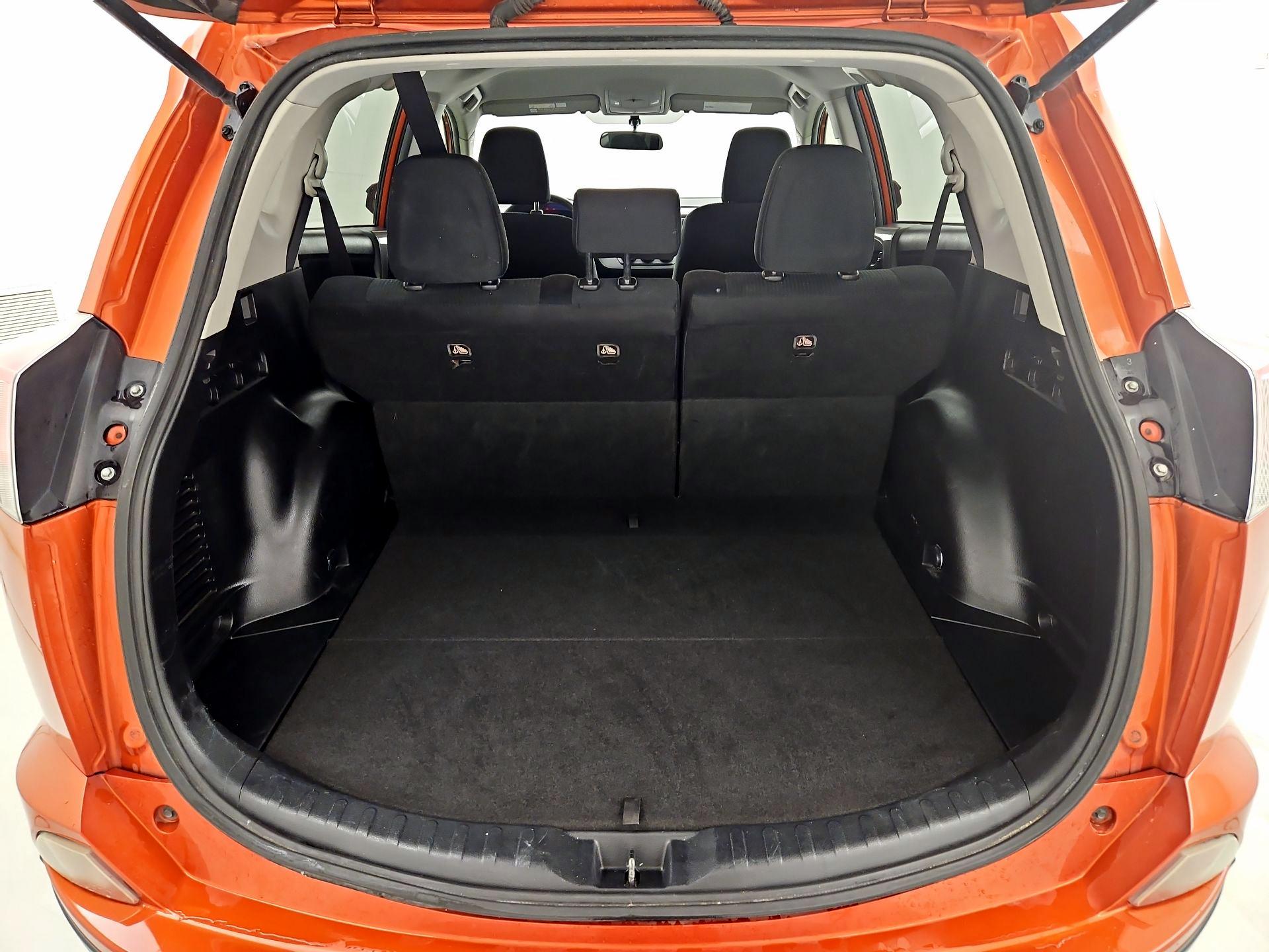 Thumbnail: 2016 Toyota RAV4 - 20