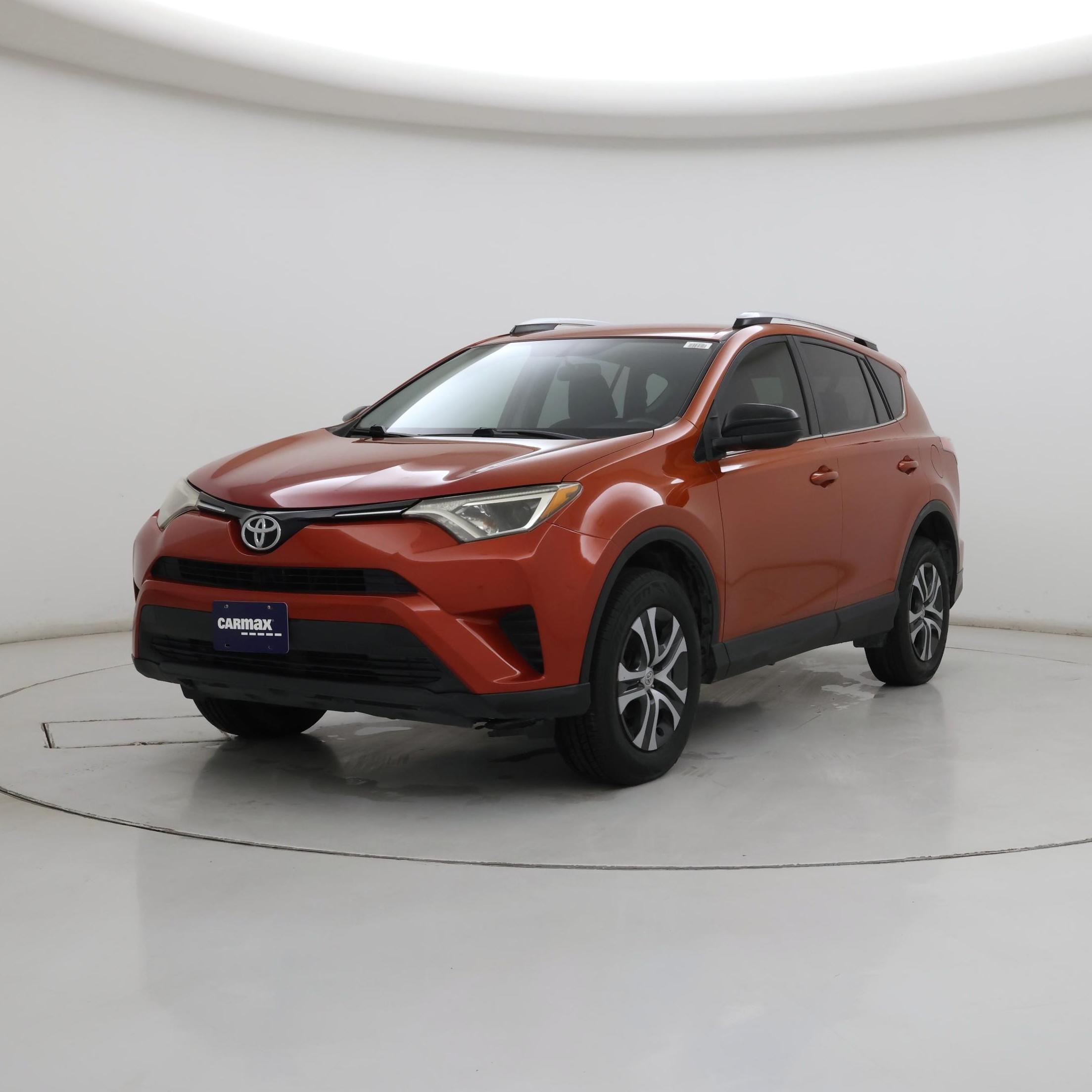 Thumbnail: 2016 Toyota RAV4 - 4