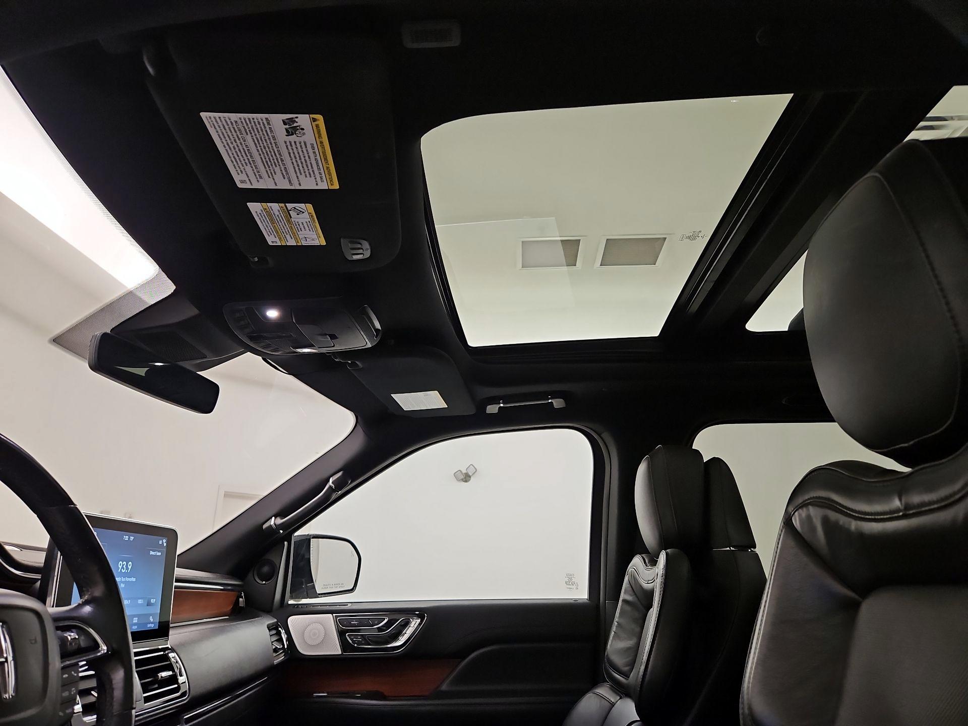 Thumbnail: 2019 Lincoln Navigator L - 20