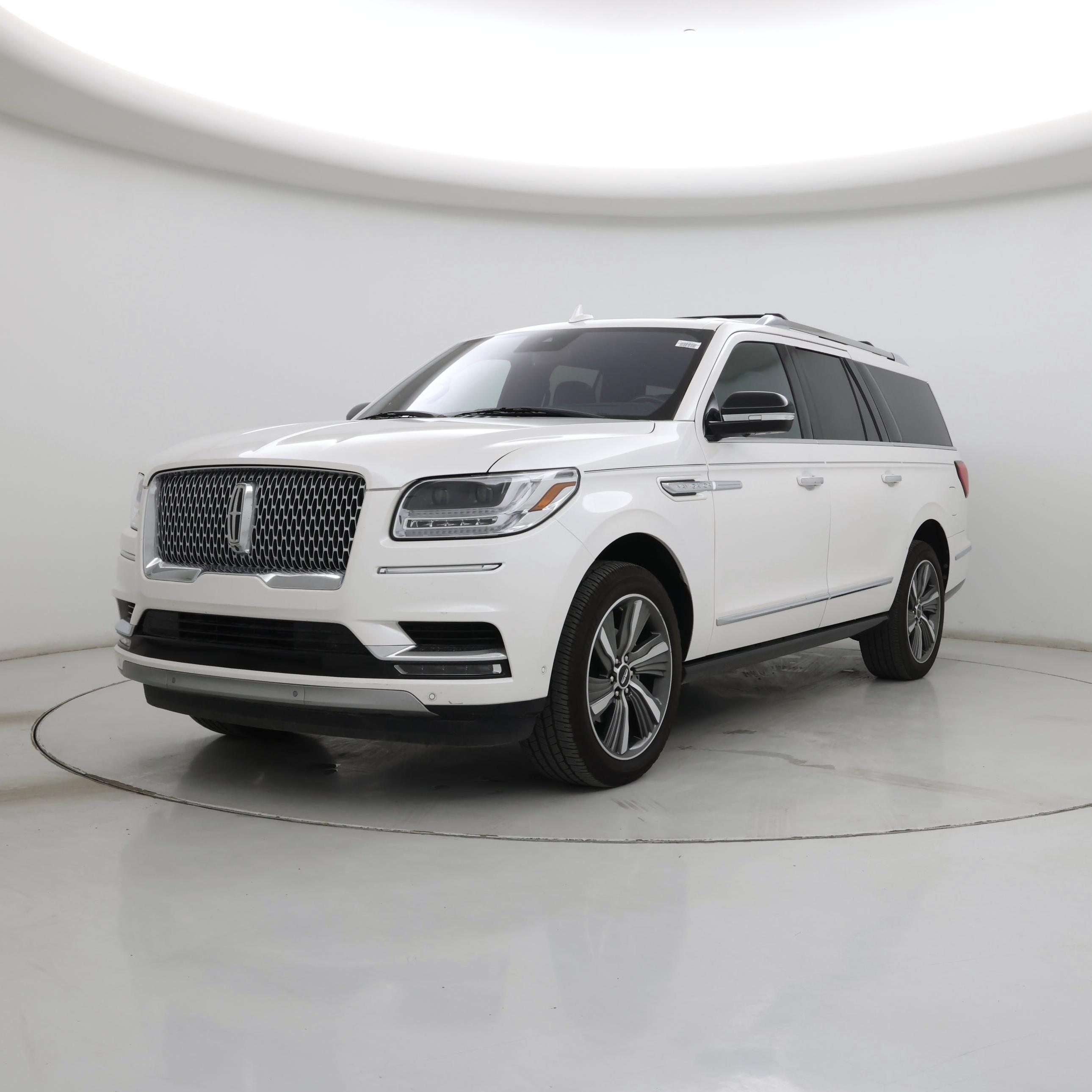 Thumbnail: 2019 Lincoln Navigator L - 4
