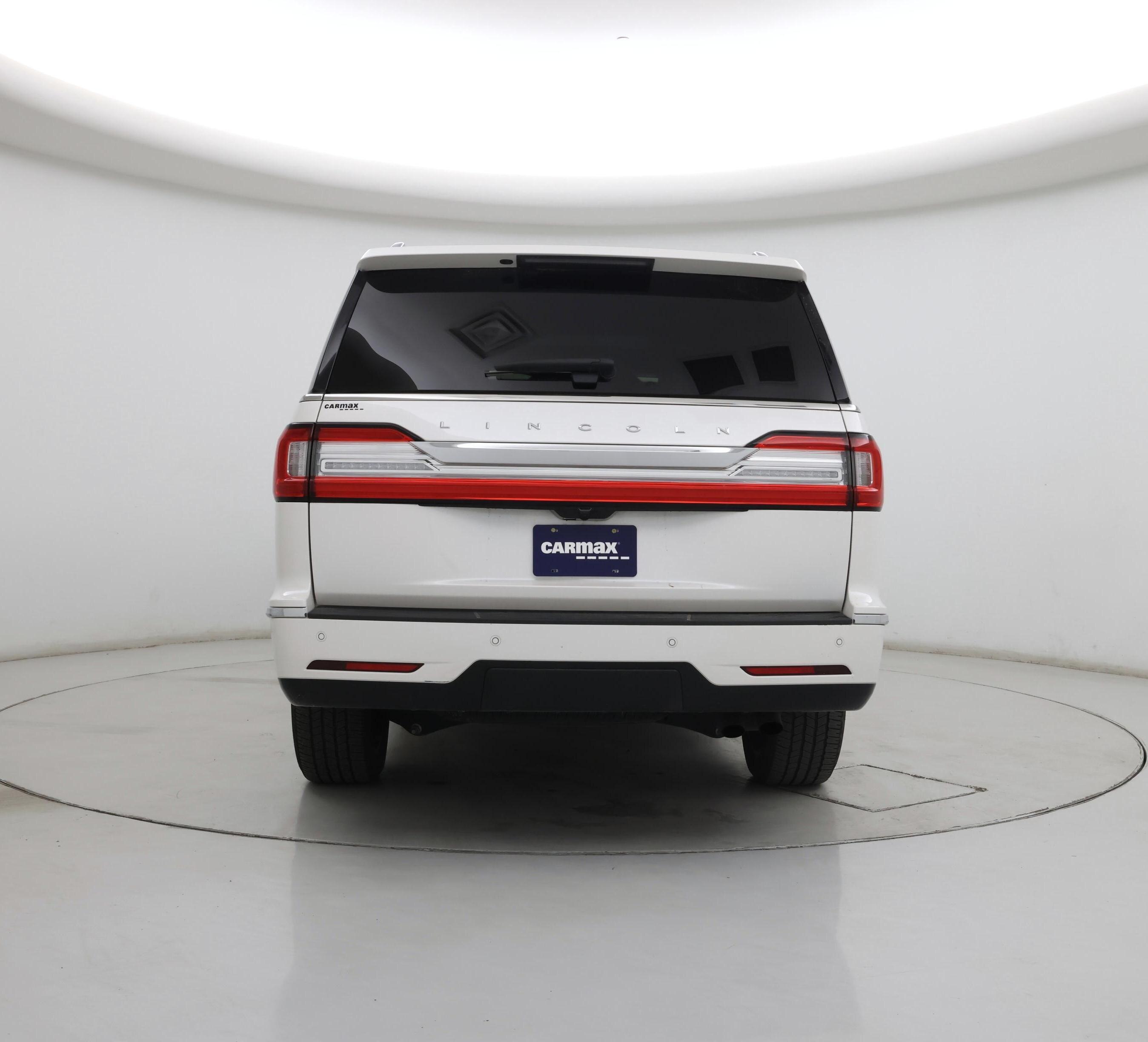 Thumbnail: 2019 Lincoln Navigator L - 6