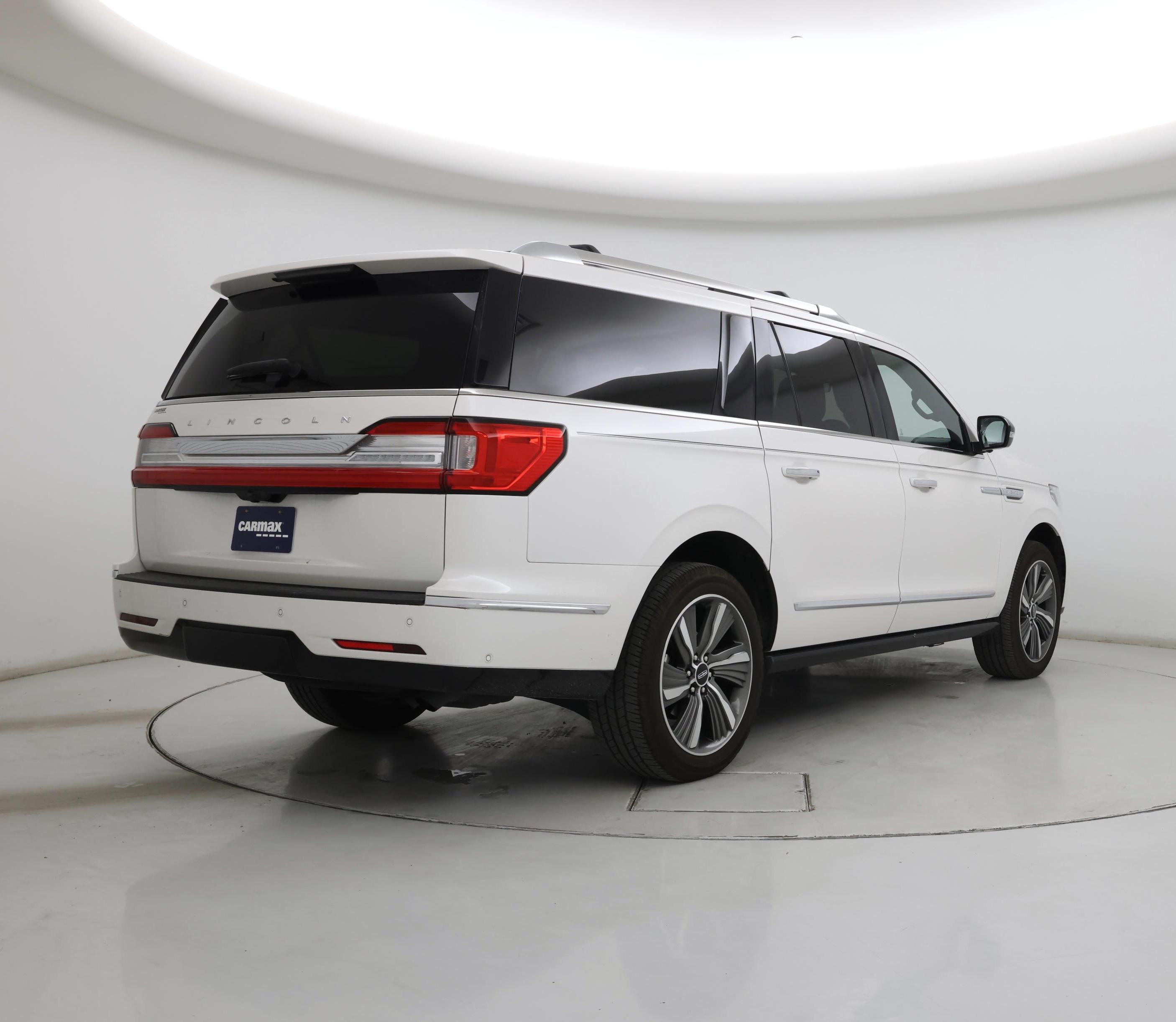 Thumbnail: 2019 Lincoln Navigator L - 8