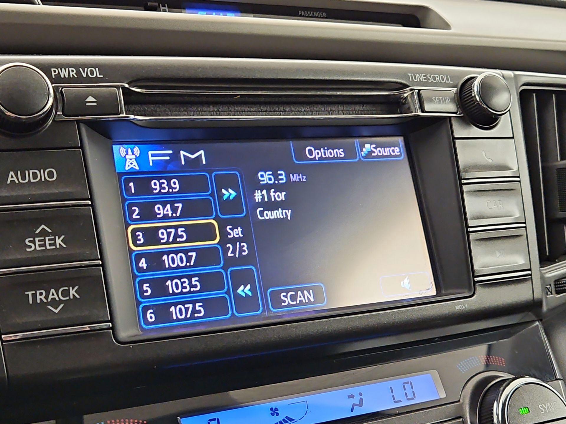 Thumbnail: 2013 Toyota RAV4 - 15