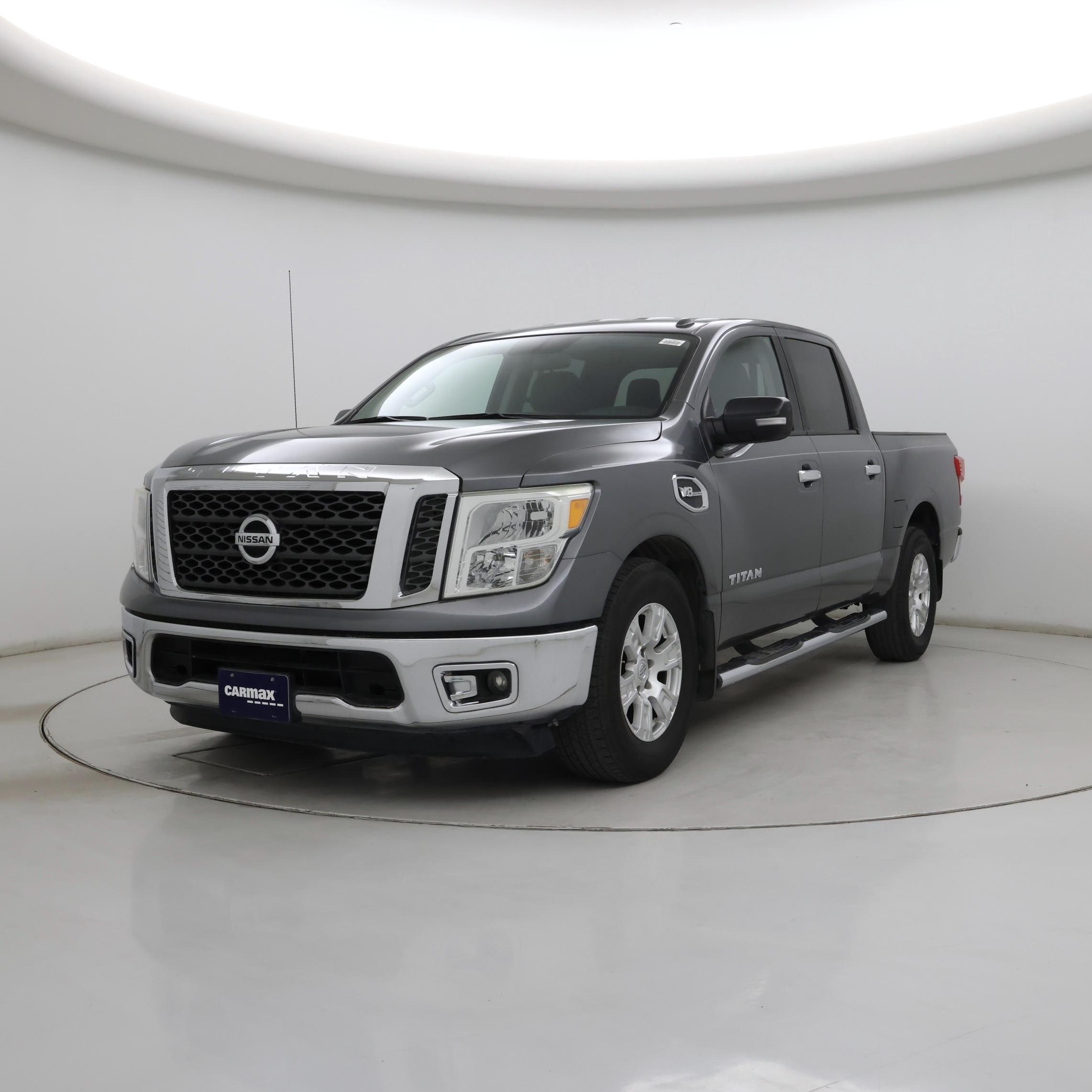 Thumbnail: 2017 Nissan Titan - 4