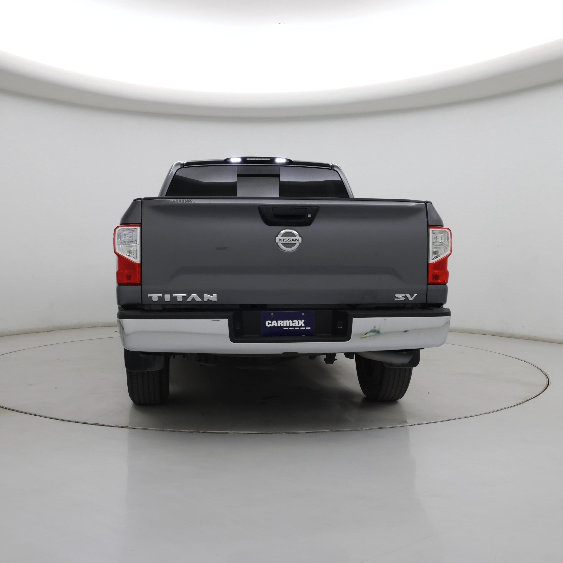 Thumbnail: 2017 Nissan Titan - 6