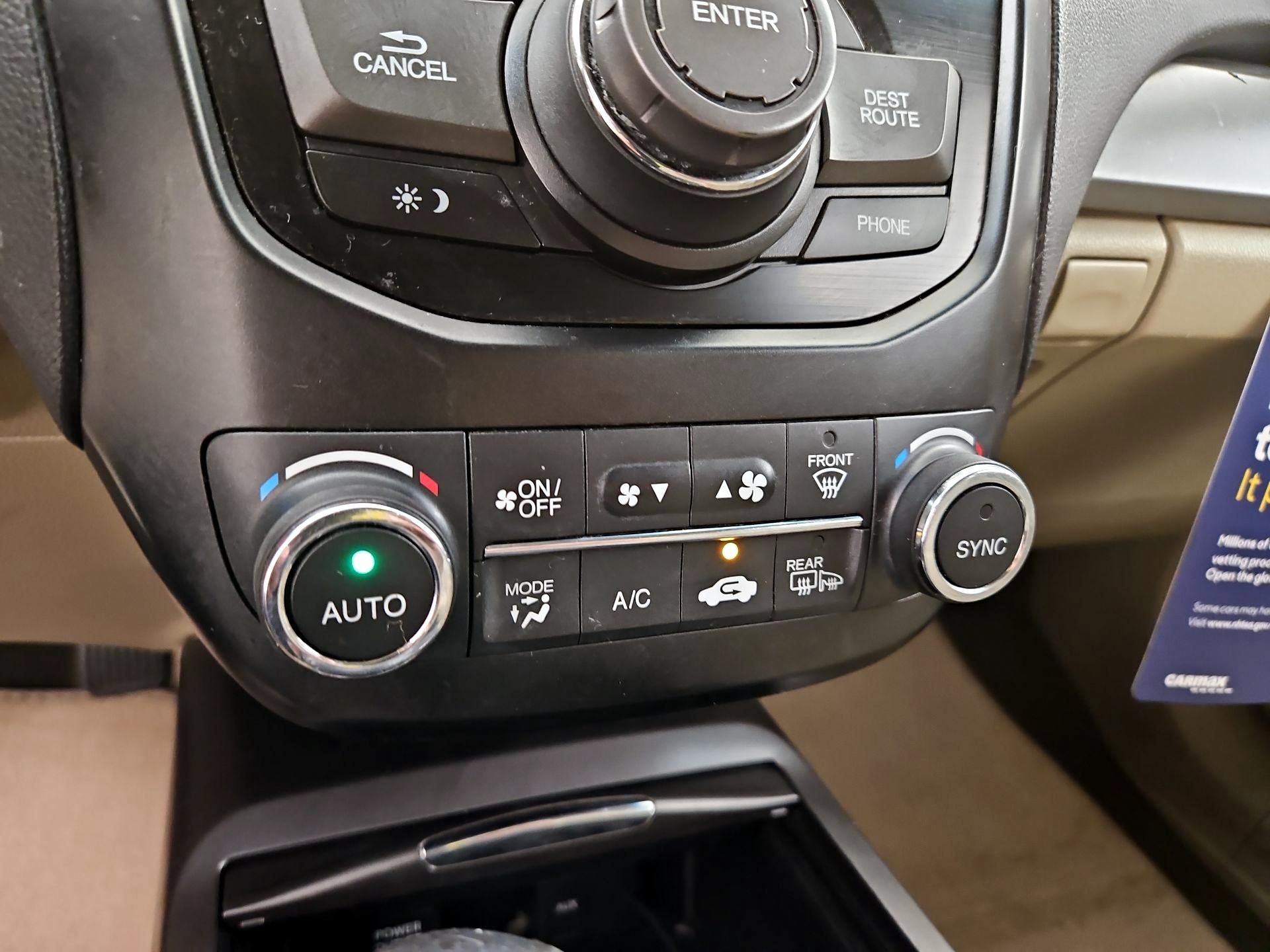 Thumbnail: 2015 Acura RDX - 17
