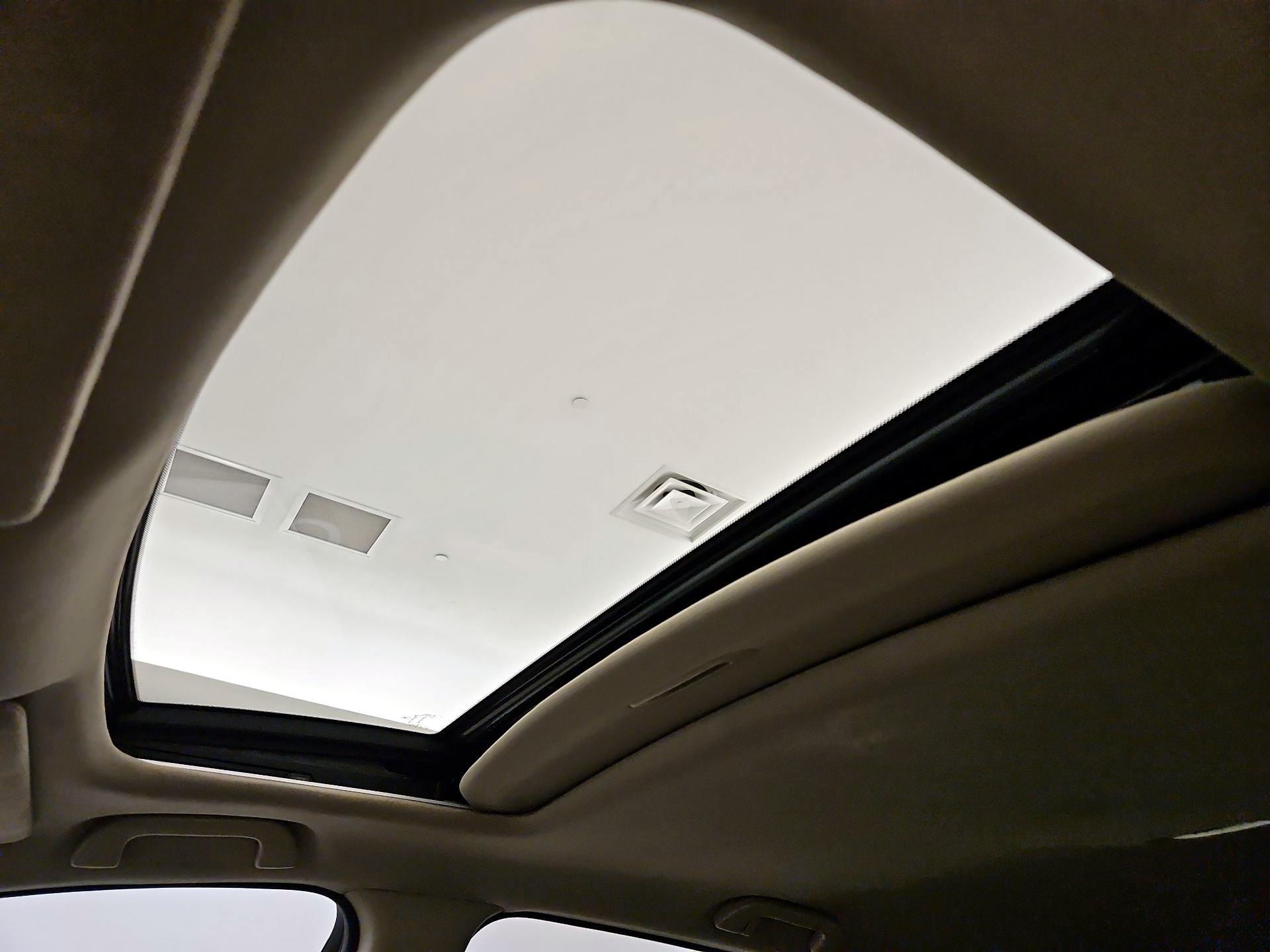 Thumbnail: 2015 Acura RDX - 20