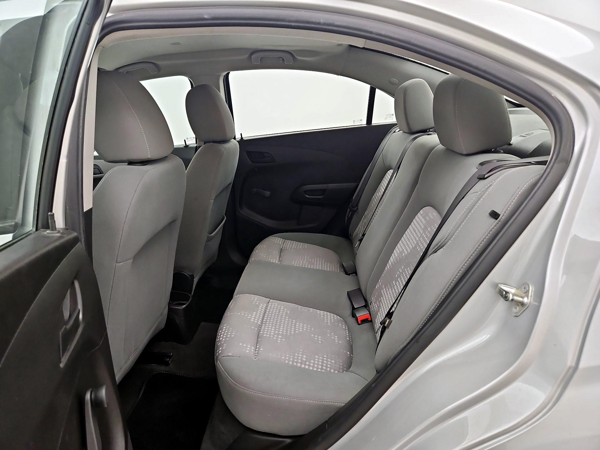 Thumbnail: 2018 Chevrolet Sonic - 19