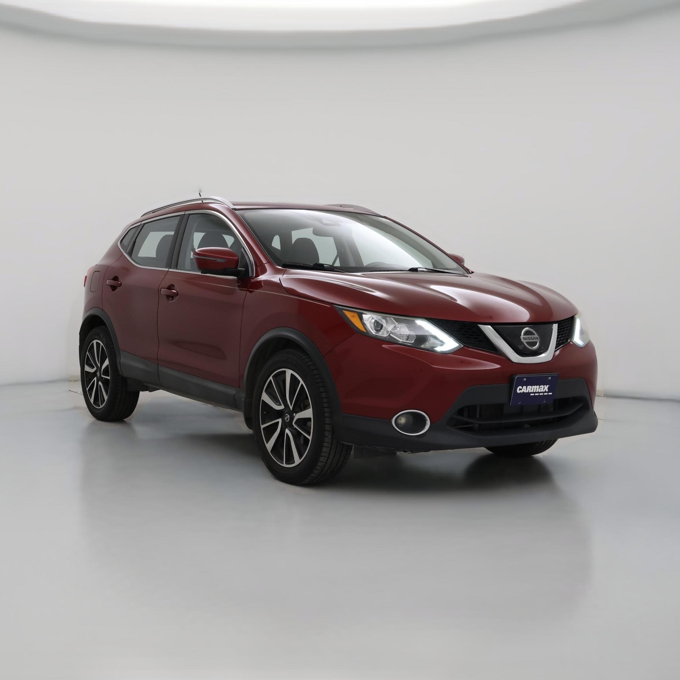 Thumbnail: 2019 Nissan Rogue Sport - 1