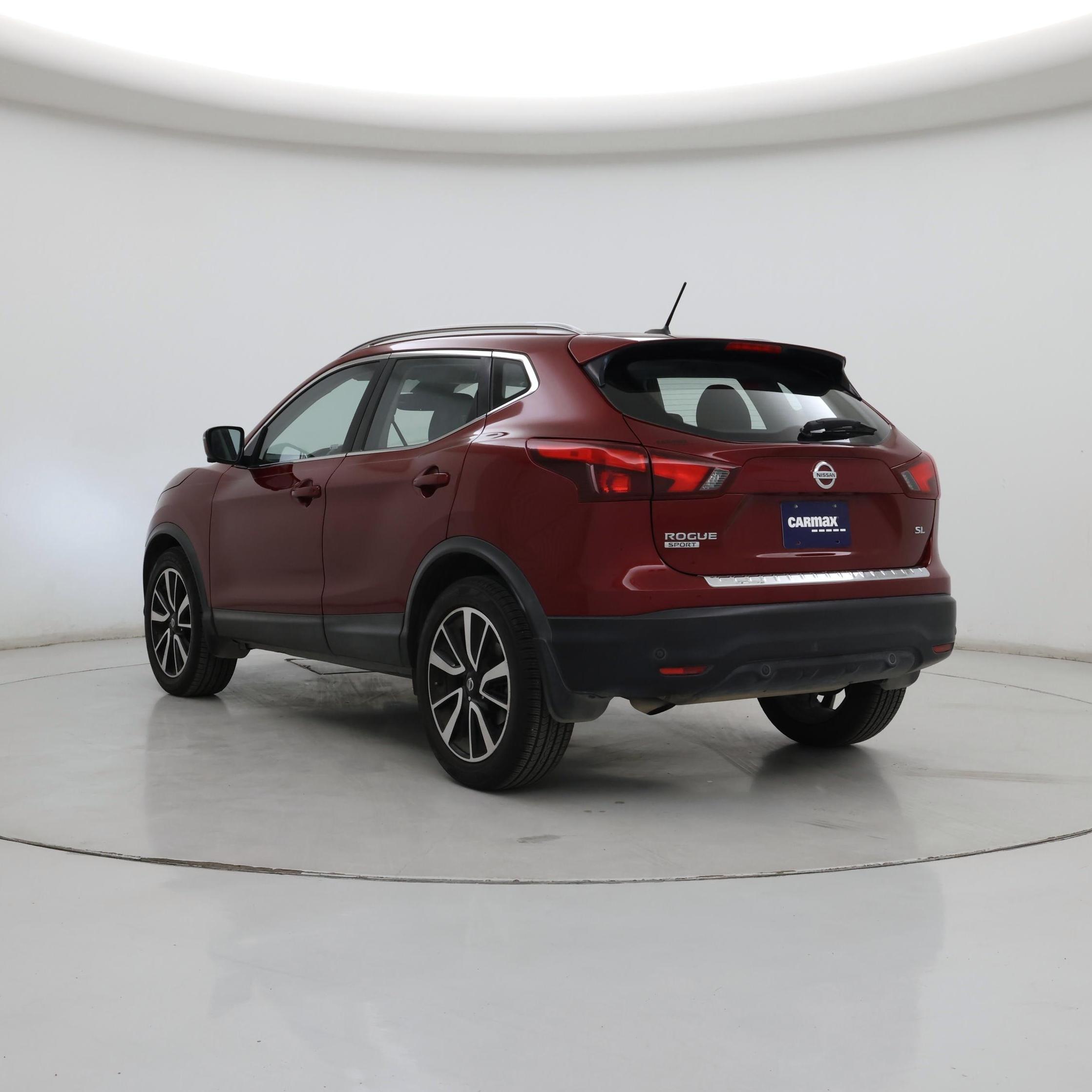 Thumbnail: 2019 Nissan Rogue Sport - 2