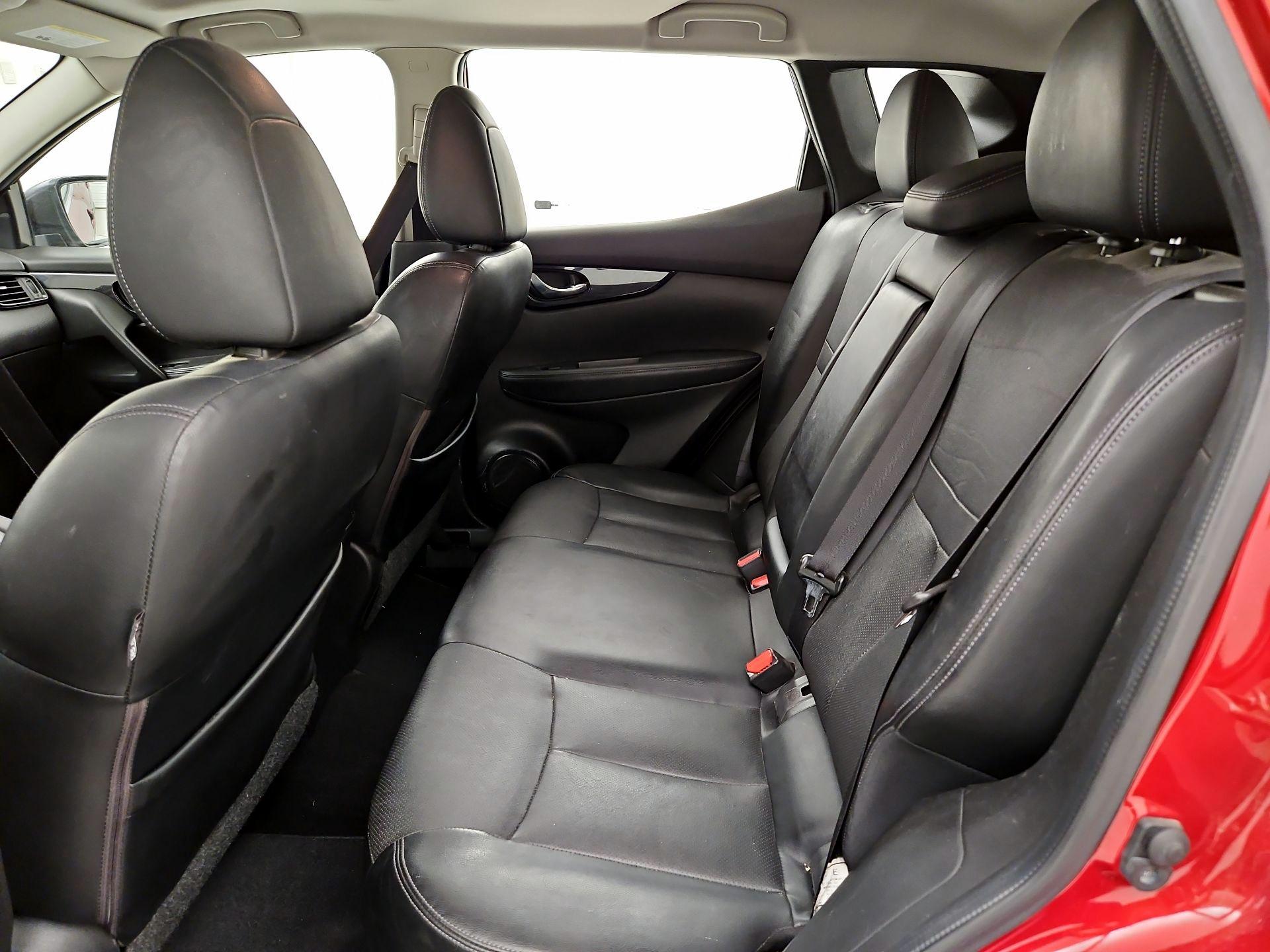 Thumbnail: 2019 Nissan Rogue Sport - 20
