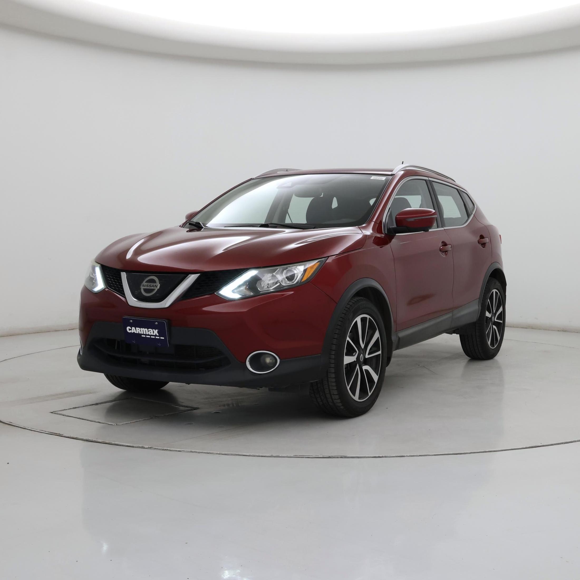 Thumbnail: 2019 Nissan Rogue Sport - 4