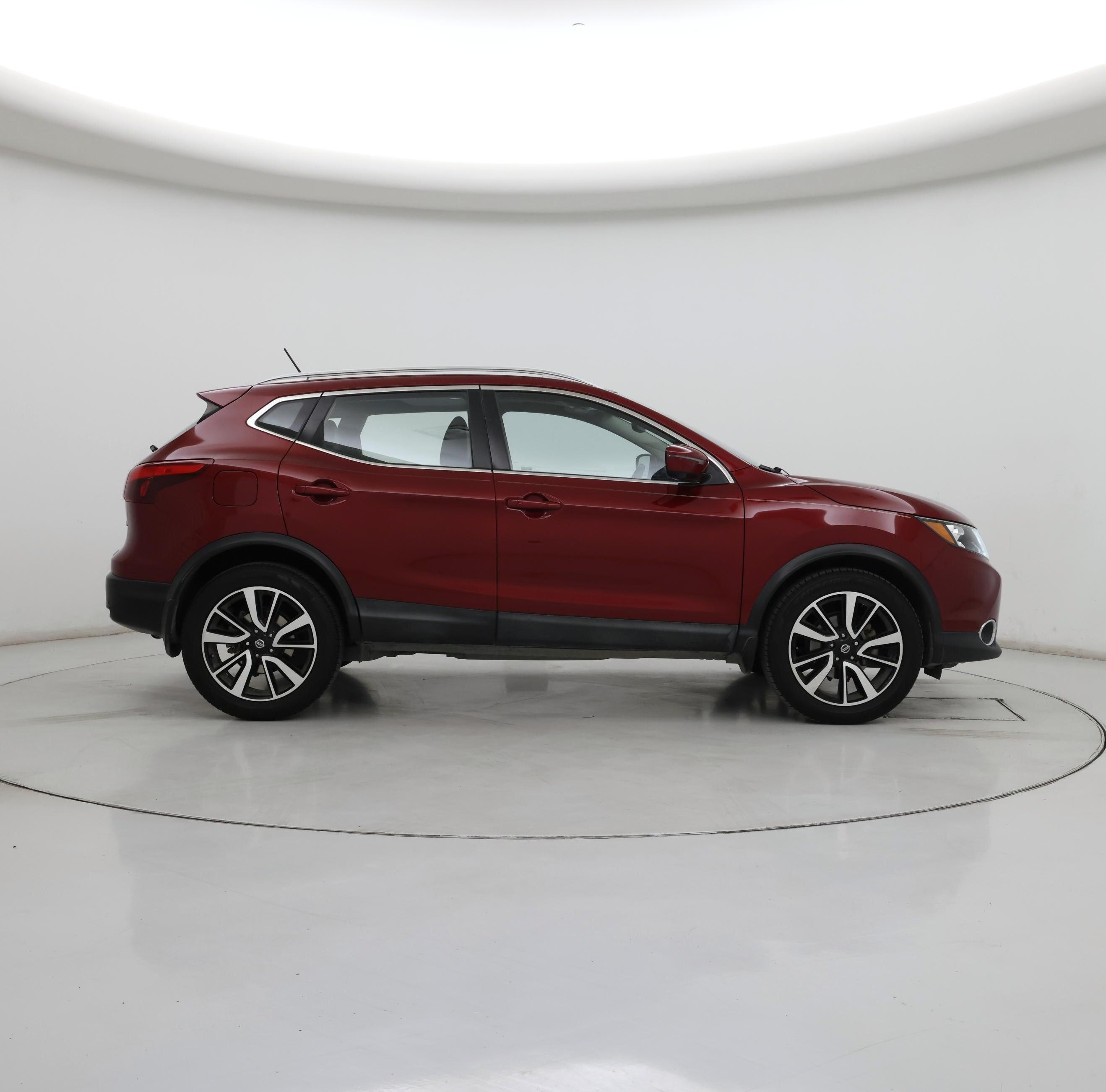 Thumbnail: 2019 Nissan Rogue Sport - 7