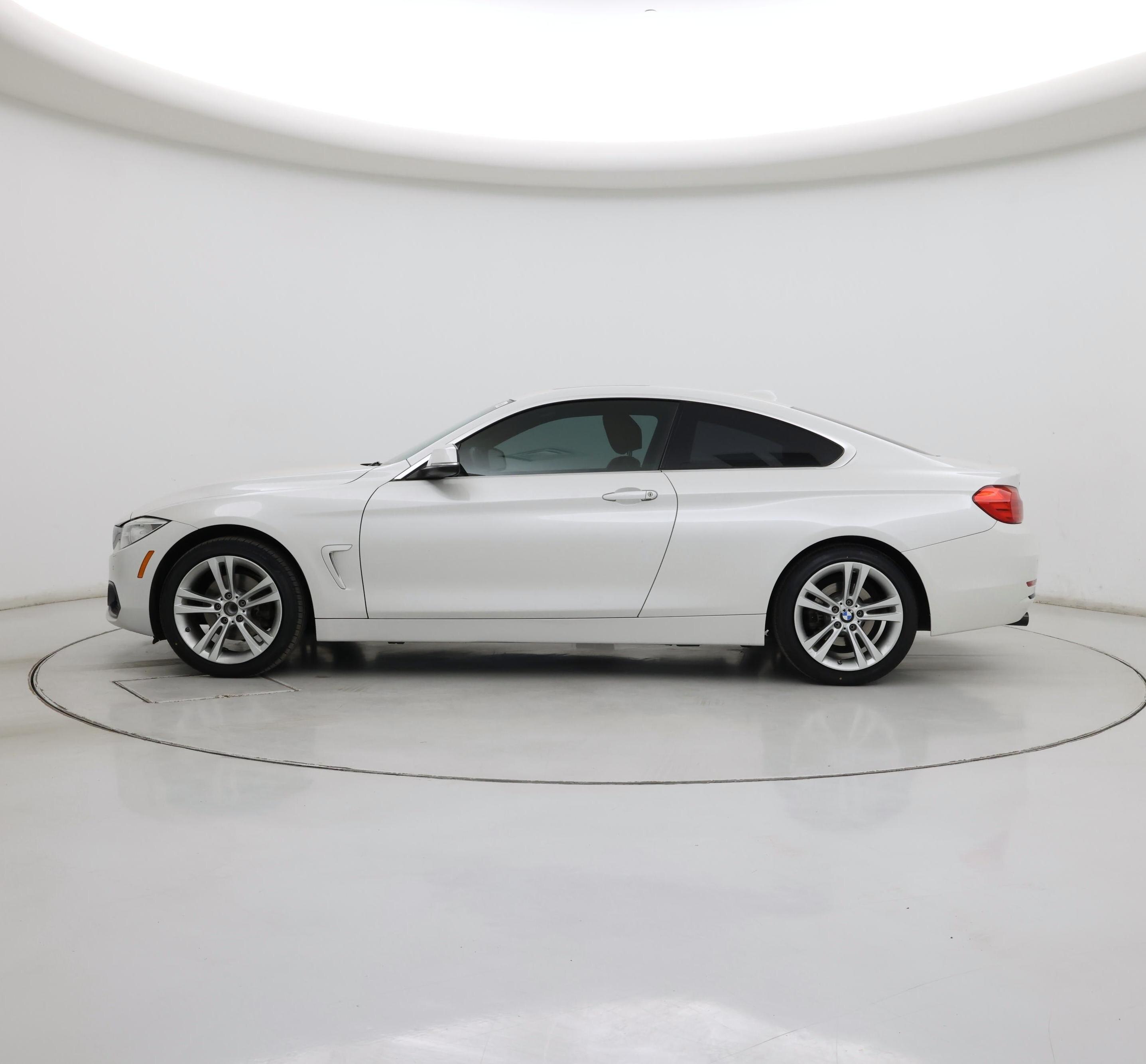 Thumbnail: 2017 BMW 4 Series - 3