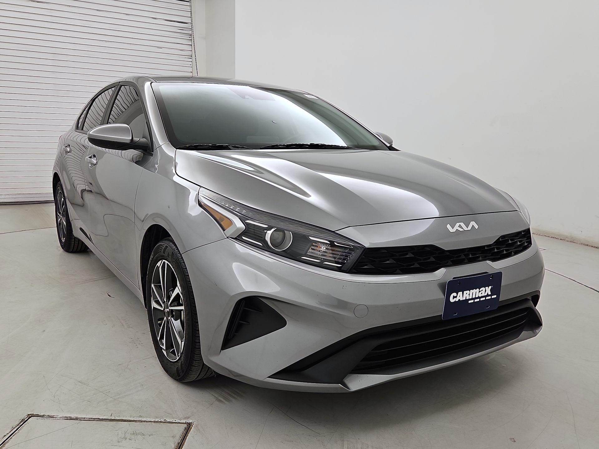 Thumbnail: 2024 Kia Forte - 1