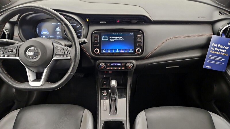 2021 Nissan Kicks SR 9