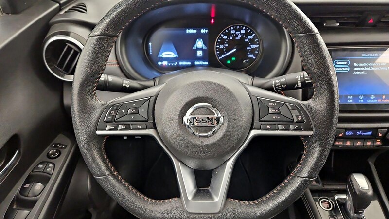 2021 Nissan Kicks SR 10