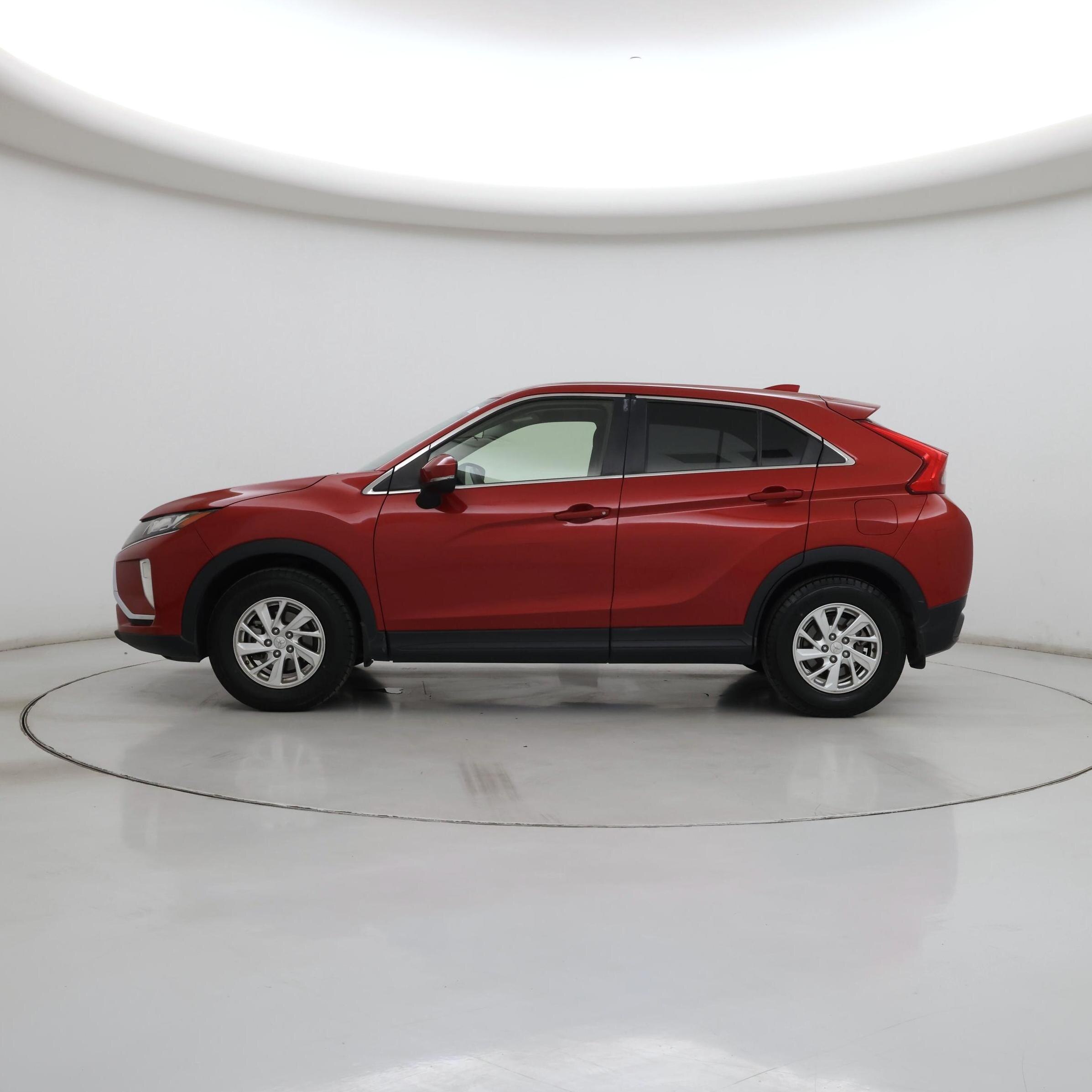 Thumbnail: 2018 Mitsubishi Eclipse Cross - 3
