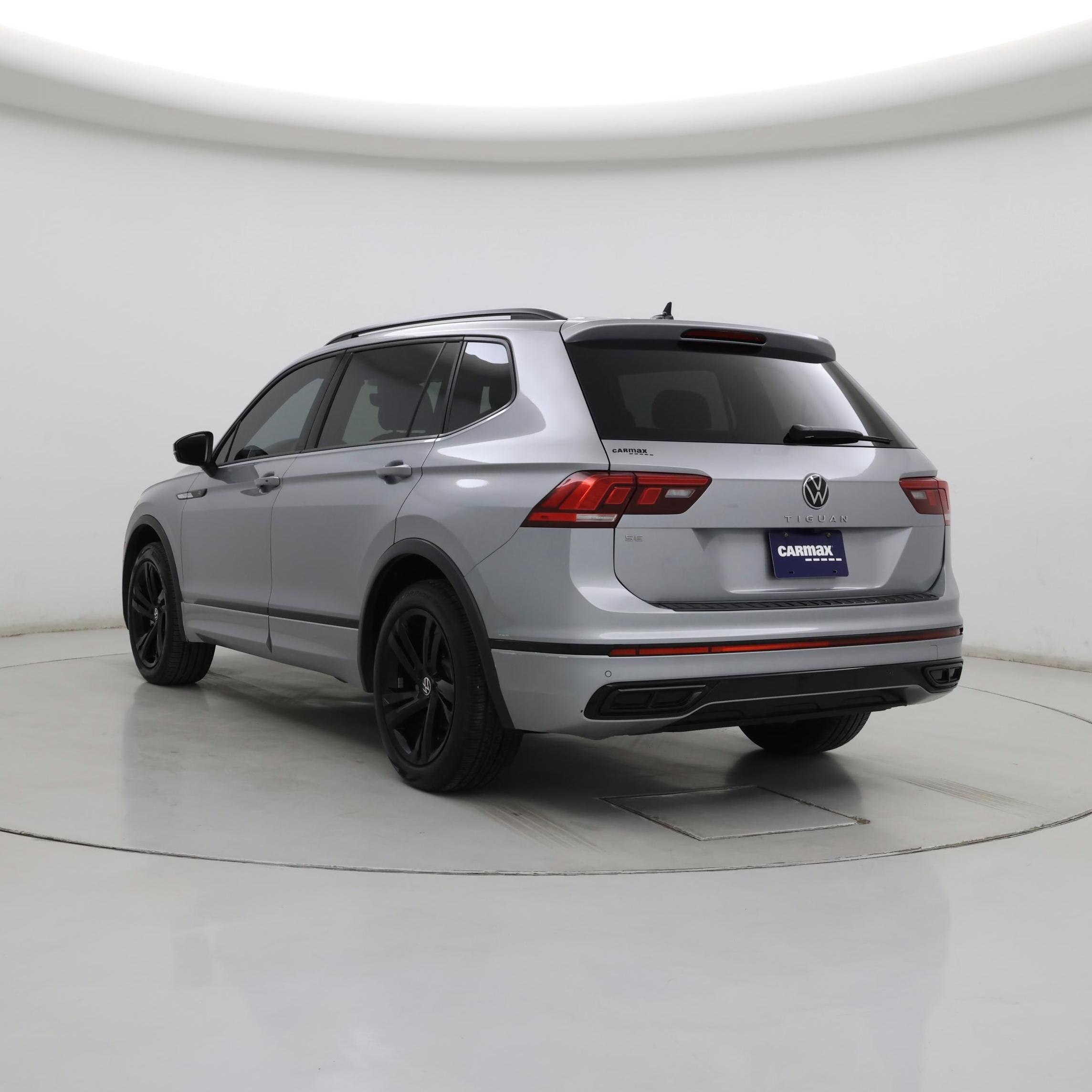 Thumbnail: 2023 Volkswagen Tiguan - 2