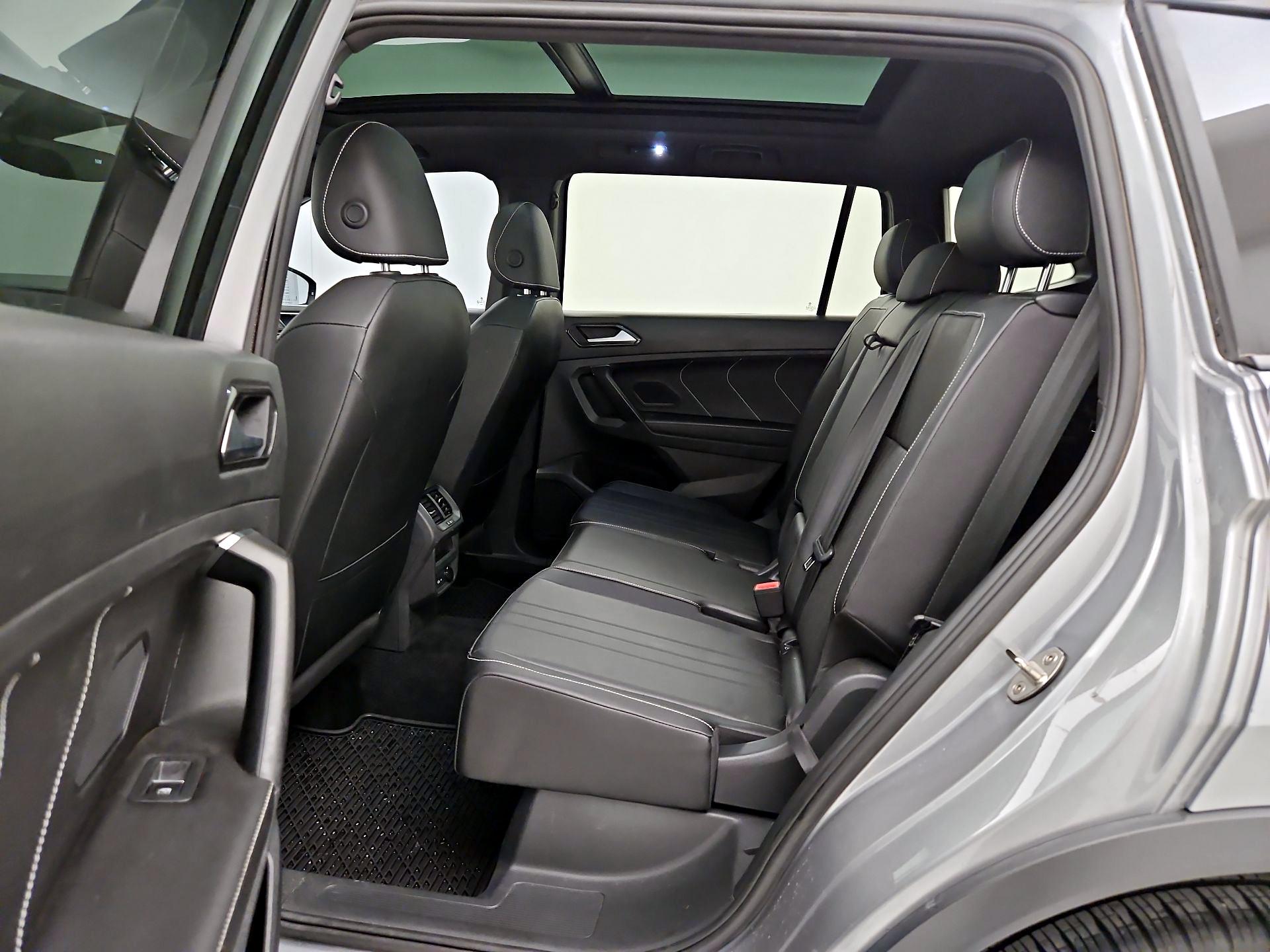 Thumbnail: 2023 Volkswagen Tiguan - 20