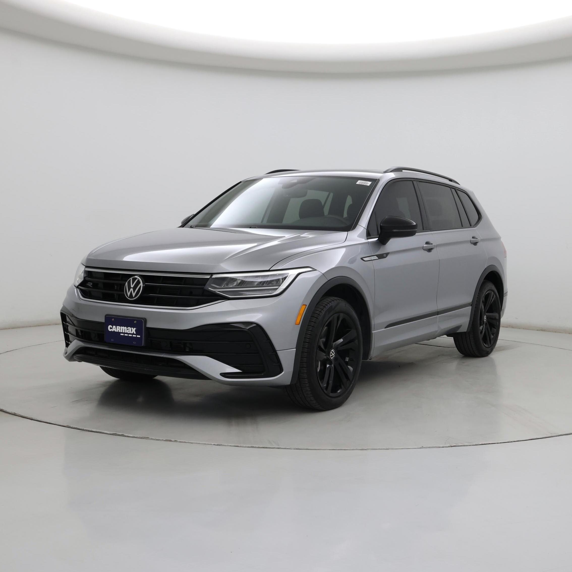 Thumbnail: 2023 Volkswagen Tiguan - 4