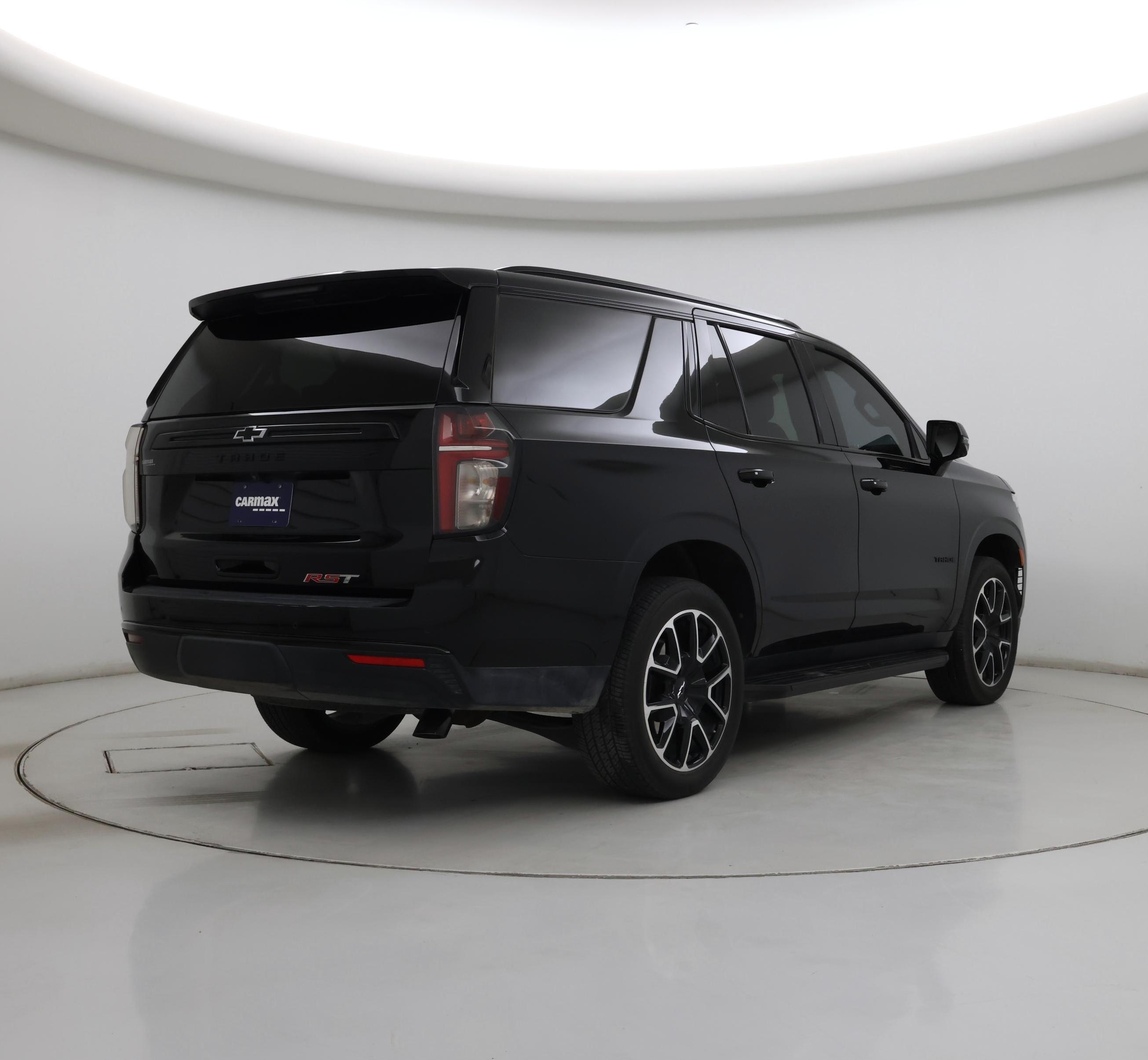 Thumbnail: 2023 Chevrolet Tahoe - 8