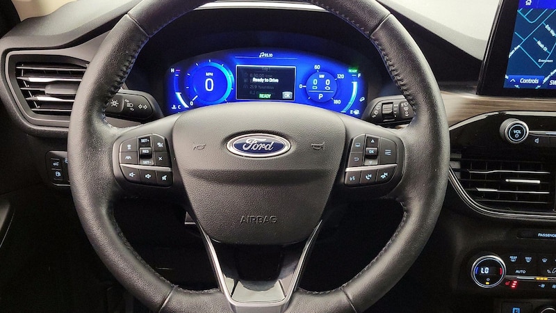 2020 Ford Escape Titanium 10