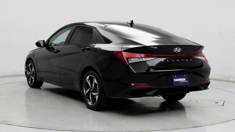 2023 Hyundai Elantra SEL 2