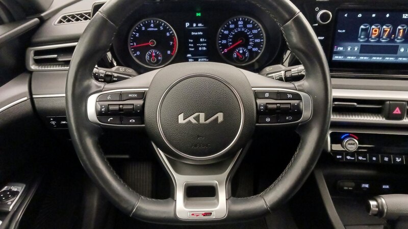 2022 Kia K5 GT-Line 10