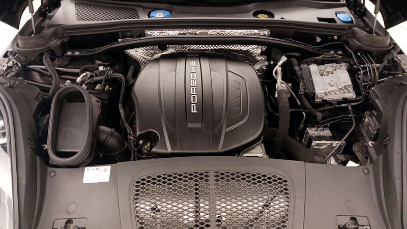 2021 Porsche Macan  23