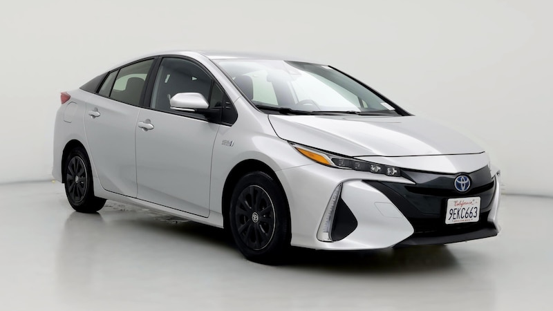 2022 Toyota Prius Prime LE Hero Image