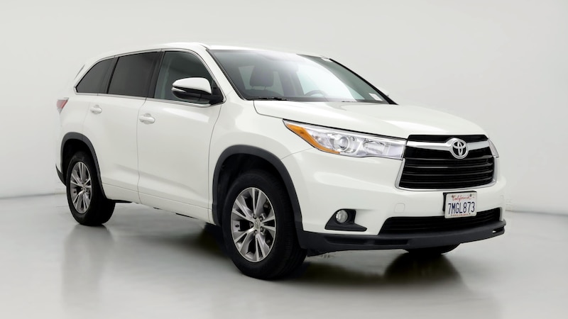 2015 Toyota Highlander Plus Hero Image