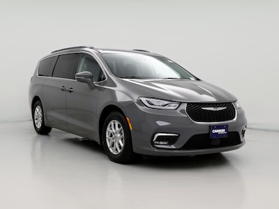 2022 Chrysler Pacifica Touring L -
                Fresno, CA