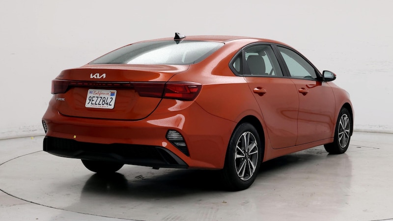 2023 Kia Forte LXS 8