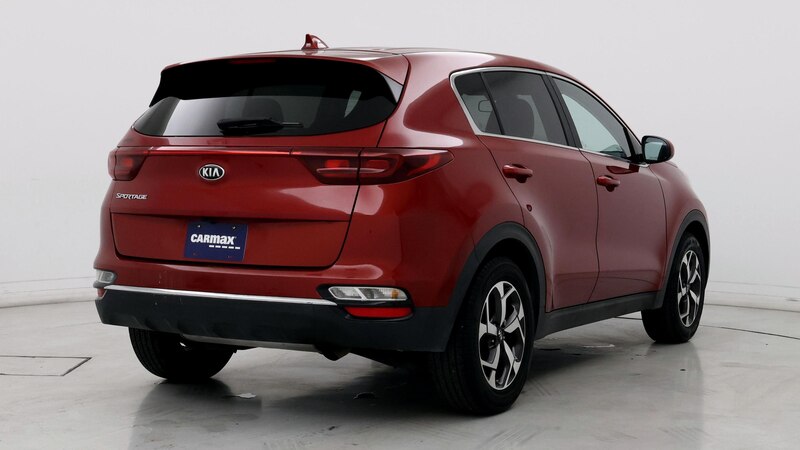 2022 Kia Sportage LX 8