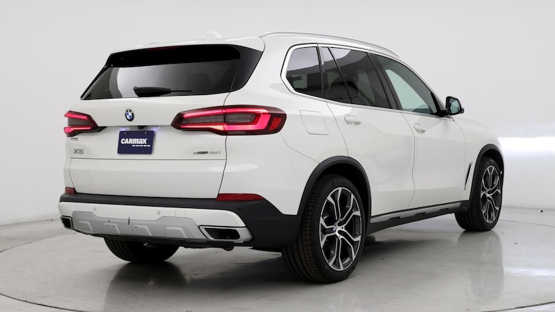 2022 BMW X5 sDrive40i 8