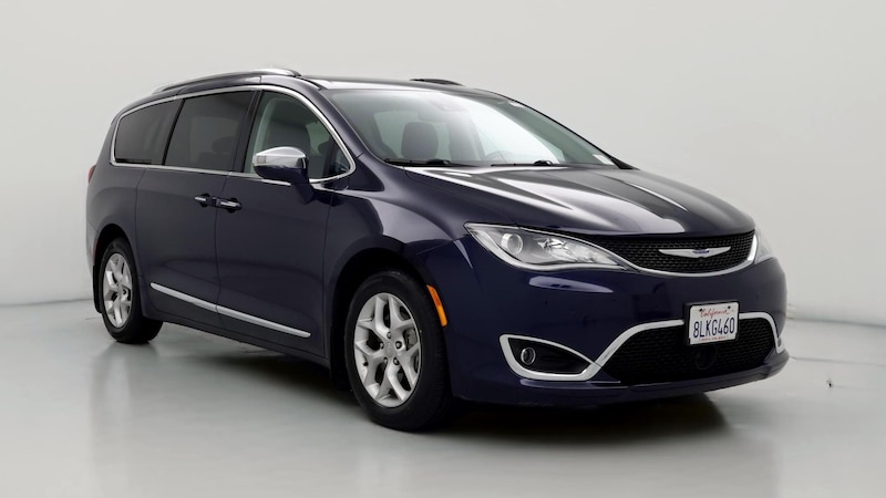 2019 Chrysler Pacifica Limited Hero Image