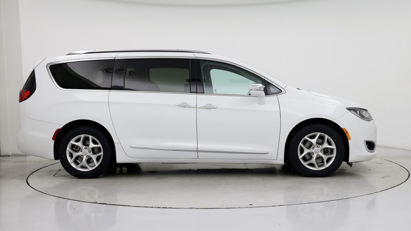 2020 Chrysler Pacifica Limited 7