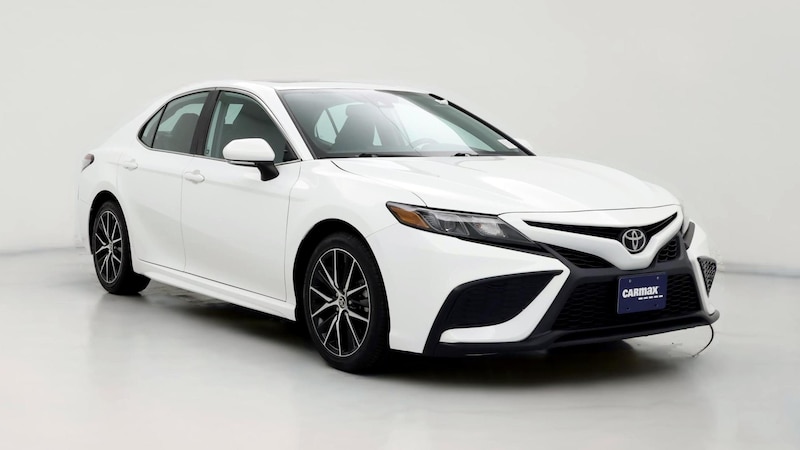 2021 Toyota Camry SE Hero Image