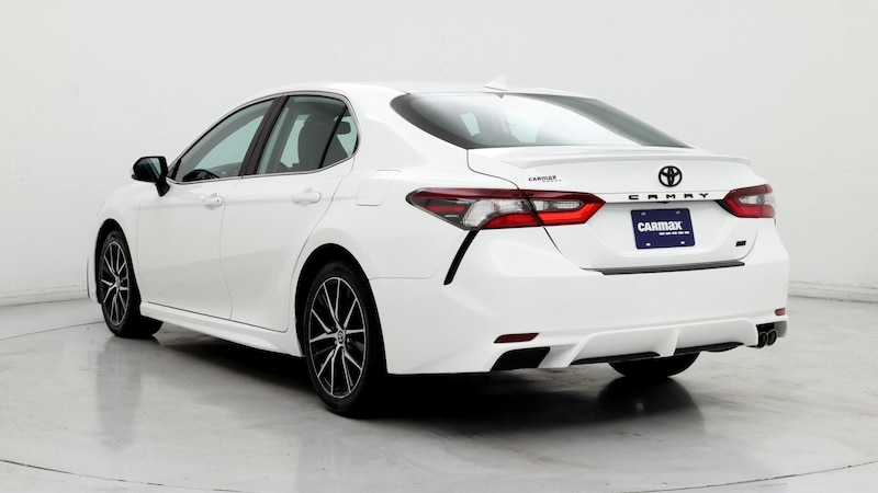 2021 Toyota Camry SE 2