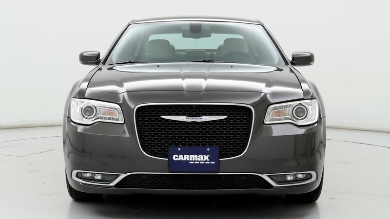 2021 Chrysler 300 Touring 5