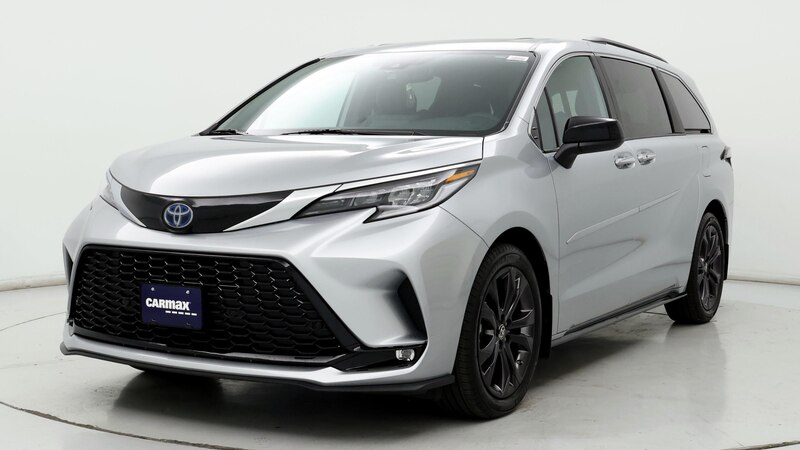 2023 Toyota Sienna XSE 4