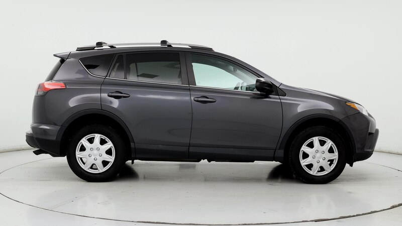 2017 Toyota RAV4 LE 7