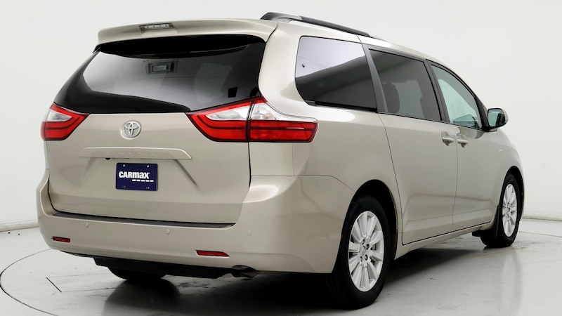 2017 Toyota Sienna XLE Premium 8