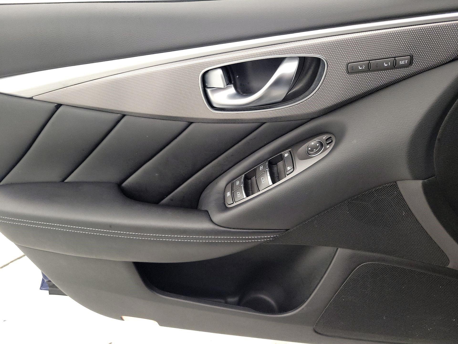 Thumbnail: 2016 INFINITI  - 12