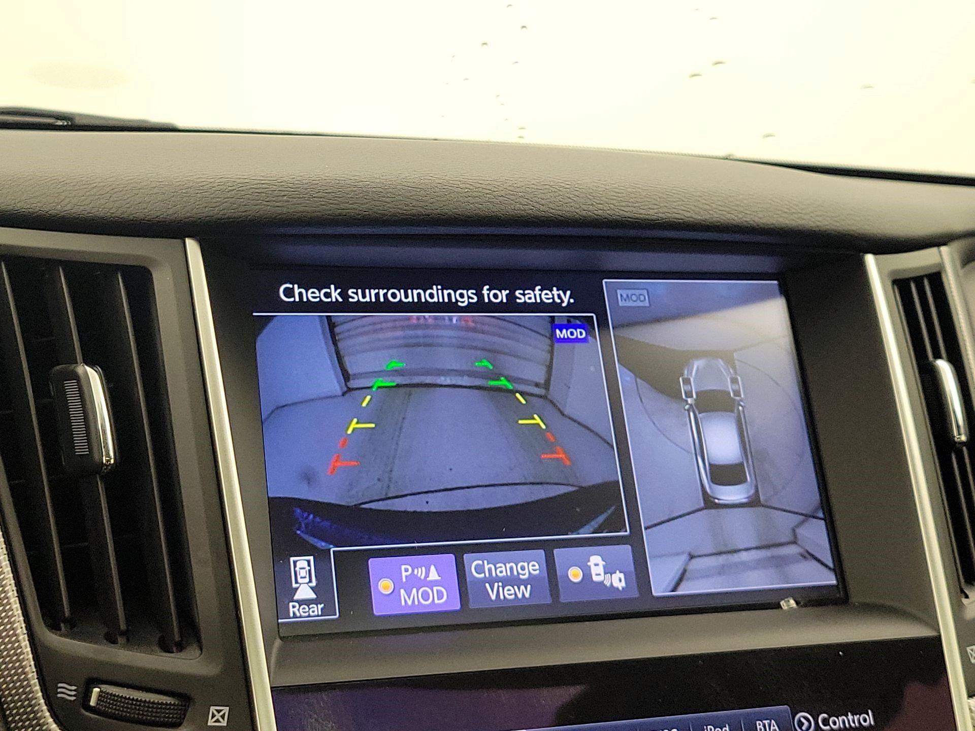 Thumbnail: 2016 INFINITI  - 15