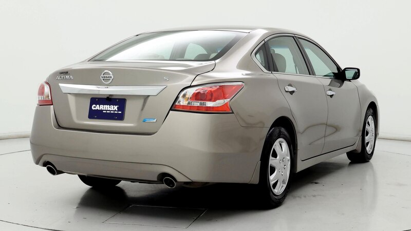 2013 Nissan Altima S 8