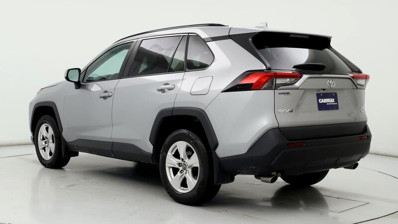 2021 Toyota RAV4 XLE 2